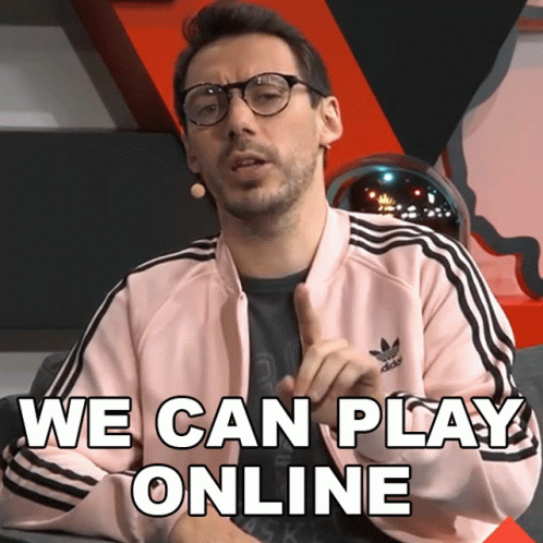 homem dizendo "nós podemos jogar online" em inglês