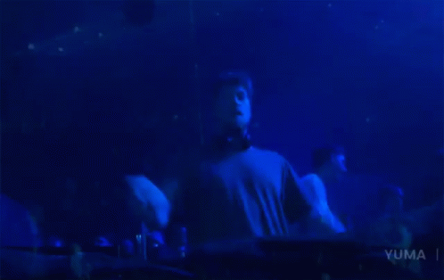Dusky Hands Up GIF - Dusky Hands Up The Roof GIFs
