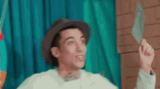 Oyunlar Holding GIF