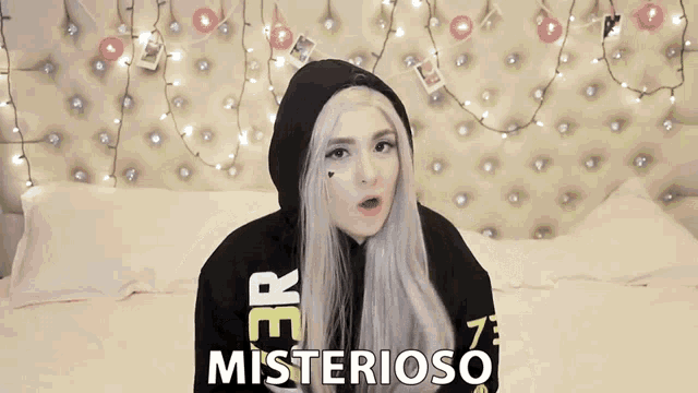 Misterioso Raiza Revelles GIF