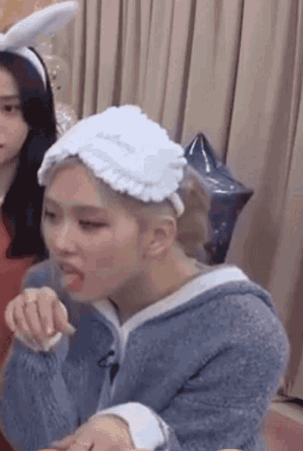 Rosecutie Roseblackpink GIF