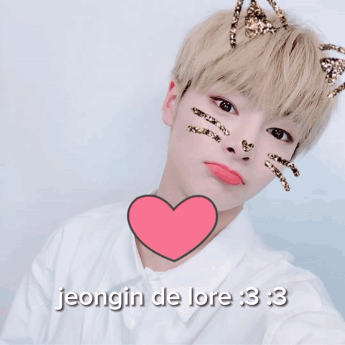 Jeongin Yang Jeongin GIF - Jeongin Yang jeongin Innie - Discover ...