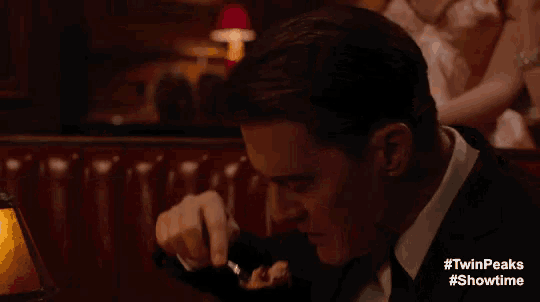 This Must Be Where Pies Go When They Die GIF - Twin Peaks Twin Peaks The Return Twin Peaks Series GIFs