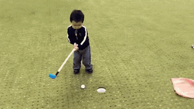 Mini Golf Kid GIF - Mini Golf Kid Child GIFs