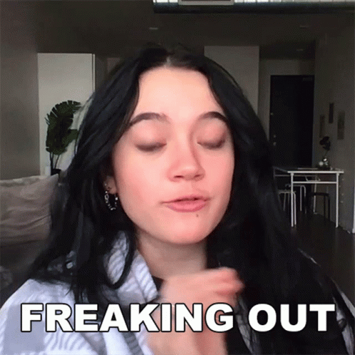 Freaking Out Fiona Frills GIF - Freaking Out Fiona Frills Scared GIFs