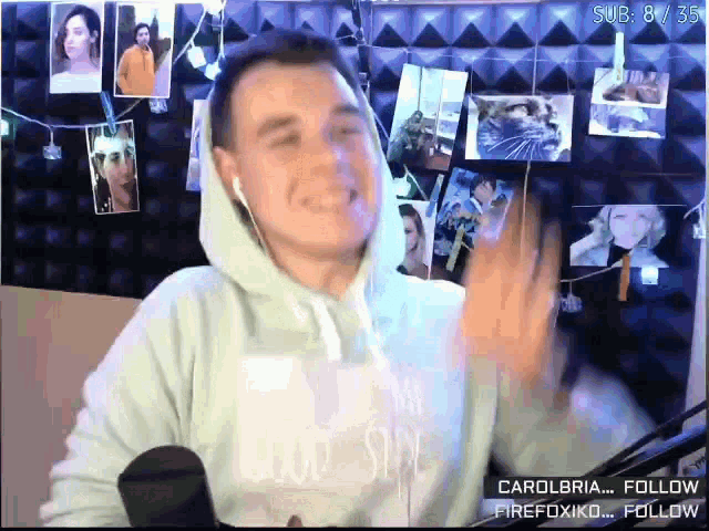 Desslinn Hand GIF