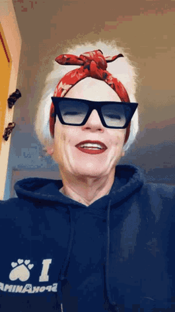 Snapchat Selfie GIF - Snapchat Selfie Old Lady GIFs