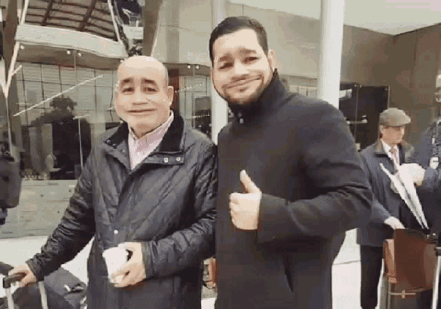 Amirdz Approved GIF - Amirdz Approved Thumb Up GIFs