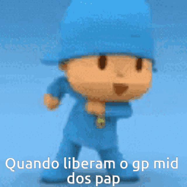 a blurry picture of pocoyo with the words quando liberam o gp mid dos pap