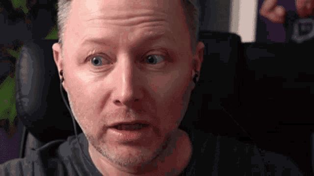 Limmy Scared GIF - Limmy Scared Reacts GIFs
