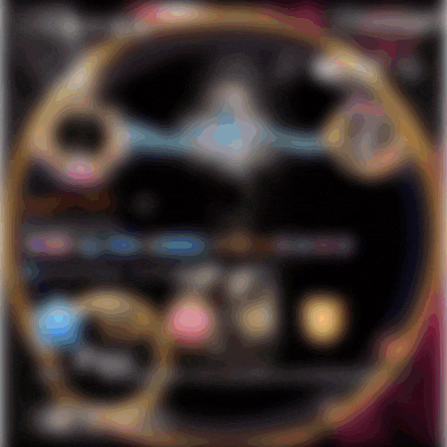 a blurred image of a circle that says solo