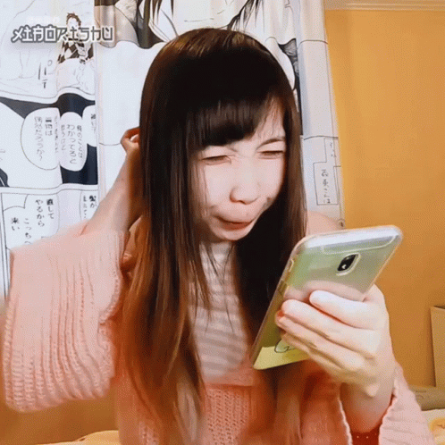 Scratching Xiaorishu GIF - Scratching Xiaorishu Im Not Getting It GIFs