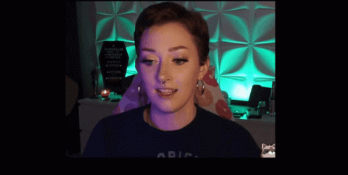 Gilded Smells Good GIF - Gilded Smells Good Sniff GIFs