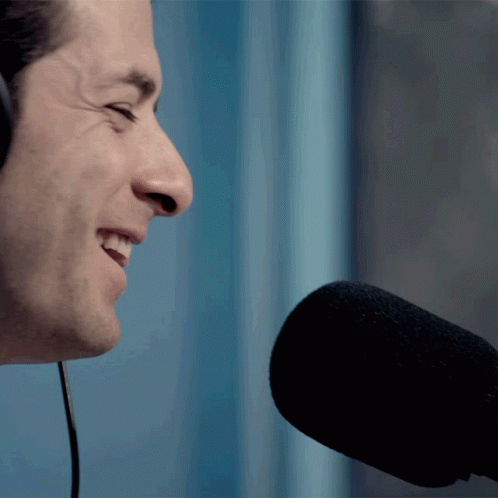 Smiling Mark Ronson GIF - Smiling Mark Ronson How To Be Mark Ronson GIFs