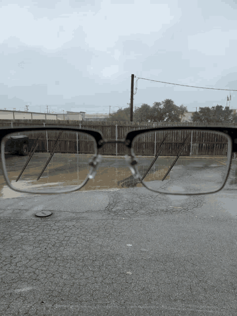 Glasses With Wipers Wipers GIF - Glasses With Wipers Wipers Cleaning Glasses GIFs
