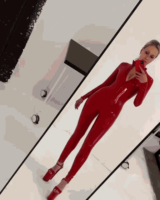 Latex Catsuit GIF - Latex Catsuit Selfie GIFs