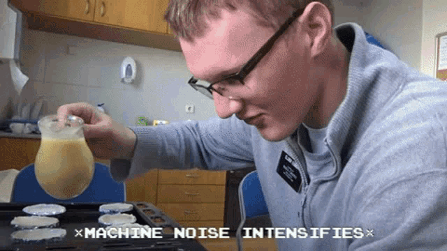 Pasteis De Nata Machine Noise Intensifies GIF - Pasteis De Nata Machine Noise Intensifies Pour GIFs