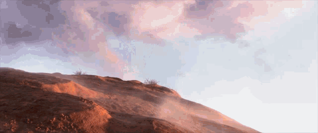 Hammer Namaari GIF