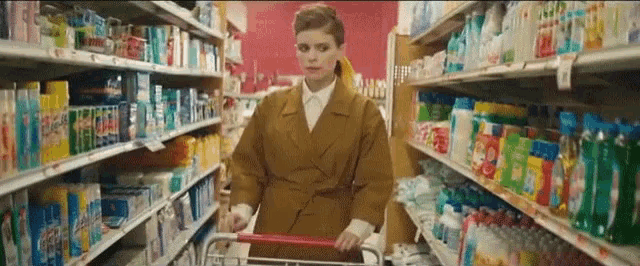 What To Buy At The Supermarket GIF - What To Buy At The Supermarket Groceries GIFs