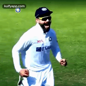 Virat Likely To  Play His 100th Test Match On His Daughter Birthday.Gif GIF - Virat Likely To Play His 100th Test Match On His Daughter Birthday Virat Kohli Cricket GIFs