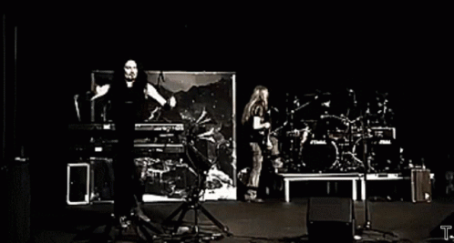 Tuomas Holopainen Nightwish GIF - Tuomas Holopainen Nightwish Drumming GIFs