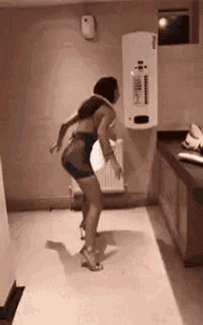 Saturday Party GIF - Saturday Party Time GIFs