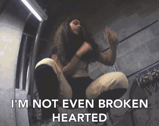 Im Not Even Broken Hearted Alessia Cara GIF - Im Not Even Broken Hearted Alessia Cara Rooting For You GIFs