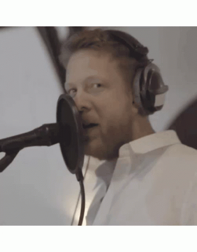 Mumford And Sons Ted Dwane GIF - Mumford And Sons Ted Dwane Pointing GIFs