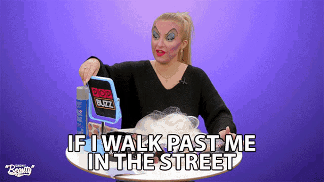 If I Walk Past Me In The Street I Would Be Terrified Cat Warner GIF - If I Walk Past Me In The Street I Would Be Terrified Cat Warner I Wil Be Scared GIFs