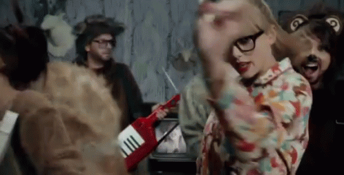 Taylor Taylor Swift GIF - Taylor Taylor Swift We Are Never Ever Getting Back Together GIFs
