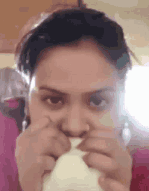 Maako Sweta GIF