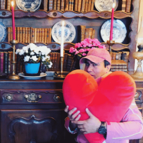 Valentine Heart GIF - Valentine Heart Pillow GIFs