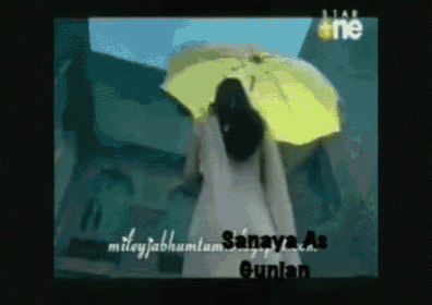Gunjans Entry GIF - Sanaya GIFs