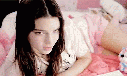 Kendall Jenner Cute GIF - Kendall Jenner Cute Photoshoot GIFs
