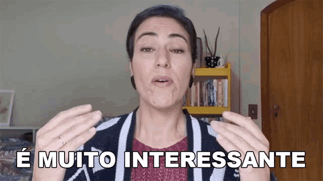 a woman says " é muito interessante " in a video