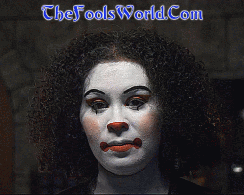 Clown Fools World GIF - Clown Fools World Zip It GIFs