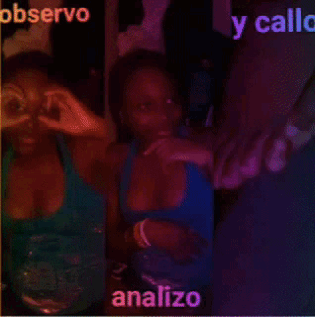 a woman taking a picture with the words observa y callo analyzo on the bottom