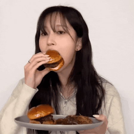 Nytozaki Twice Mina GIF - Nytozaki Twice Mina Twice Eating GIFs