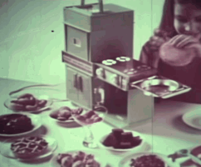 Easy Bake Oven Stealing GIF - Easy Bake Oven Stealing Stealing Food GIFs