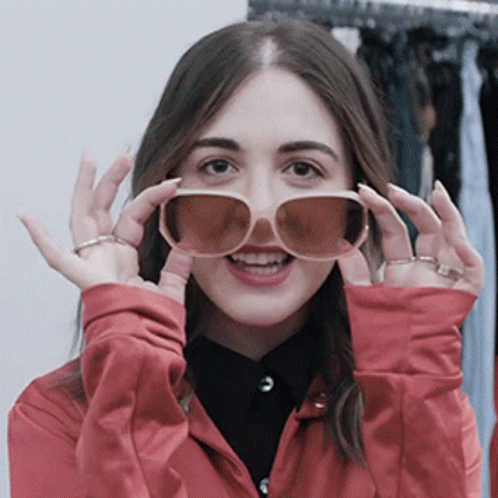 Hey There Bustle GIF - Hey There Bustle Eyebrow Raise GIFs