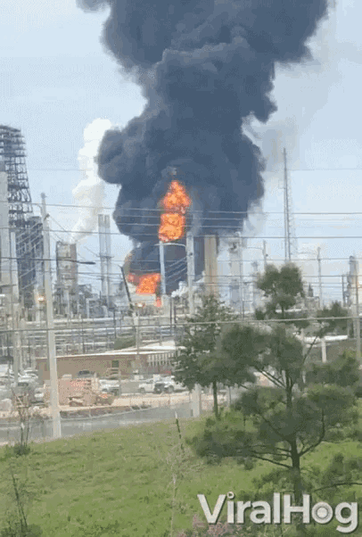 Explosion Aftermath GIF - Explosion Aftermath Black Smoke GIFs