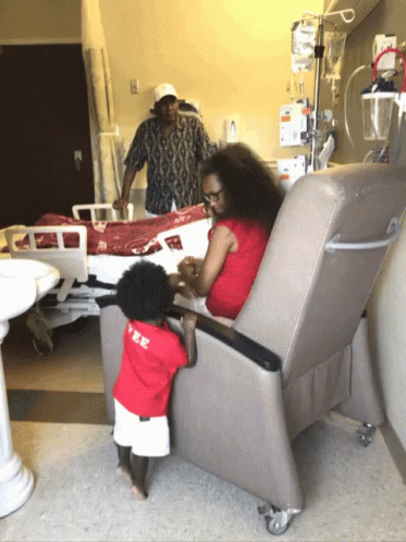 Mommy And Baby Walking Towardcs GIF - Mommy And Baby Walking Towardcs Rest GIFs