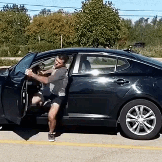 Getting Out Of The Car Daniel Labelle GIF - Getting Out Of The Car Daniel Labelle Getting Off The Car GIFs
