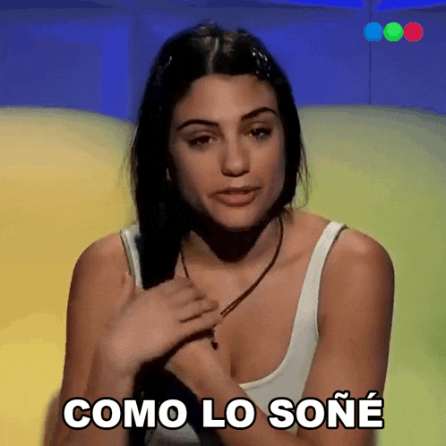 a woman in a white tank top says " como lo soñe "