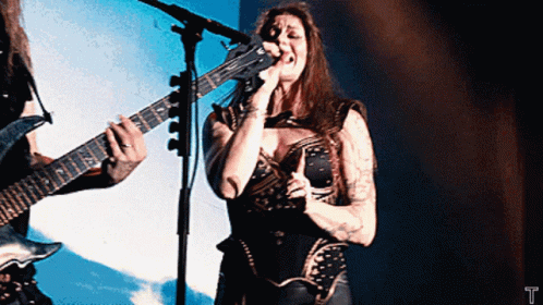 Floor Jansen Nightwish GIF - Floor Jansen Nightwish Marko Hietala GIFs