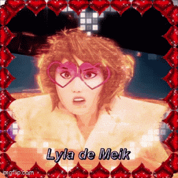 a picture of lyla de meik with hearts around her face