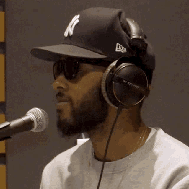 Bobbing Rashaad Strong GIF