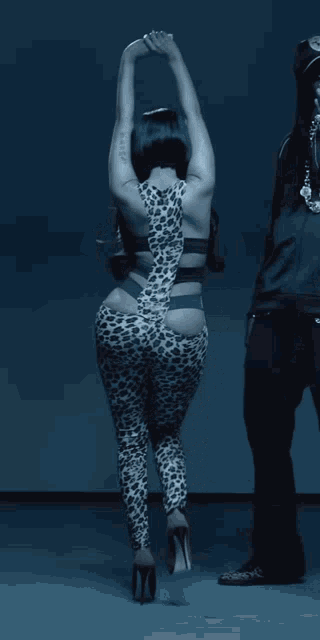 Nicki Minaj Beez In The Trap GIF - Nicki Minaj Beez In The Trap GIFs