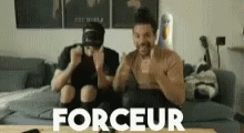 Maskey Forceur GIF - Maskey Forceur Thumbs Up GIFs