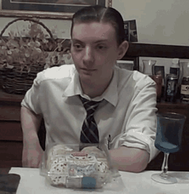 Blank Stare Food Reviews GIF - Blank Stare Food Reviews Stare GIFs